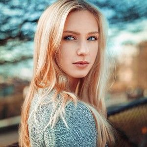 Meet your Posher, Maria